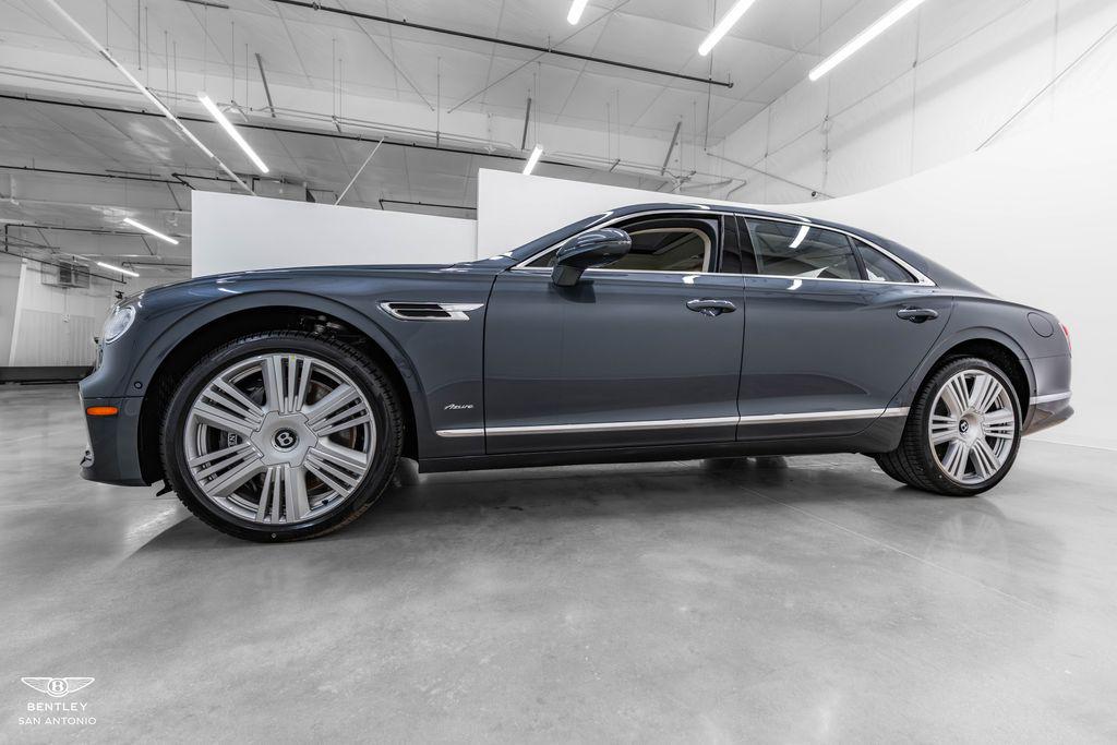 صورة 9 لـ 2026 Bentley FLYING SPUR AZURE