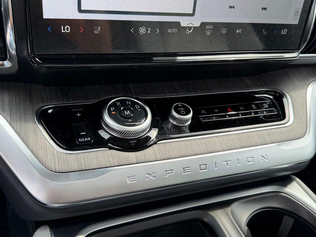 2026 FORD EXPEDITION PLATINUM — миниатюра 27