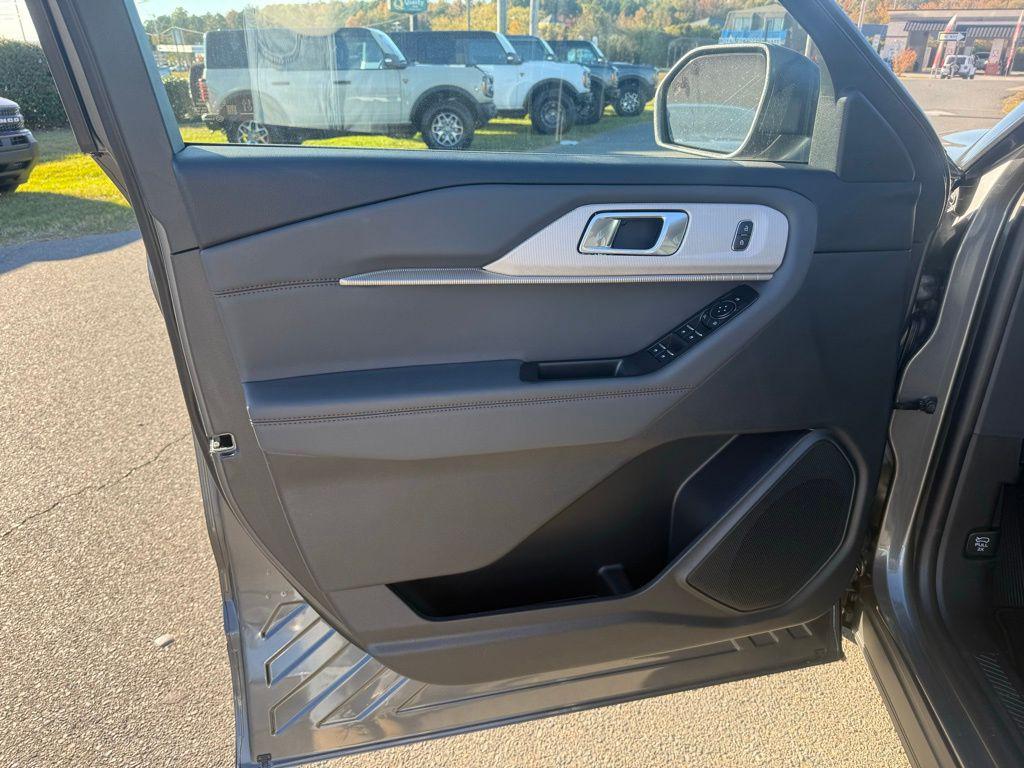 2026 FORD EXPLORER ACTIVE 缩略图 13