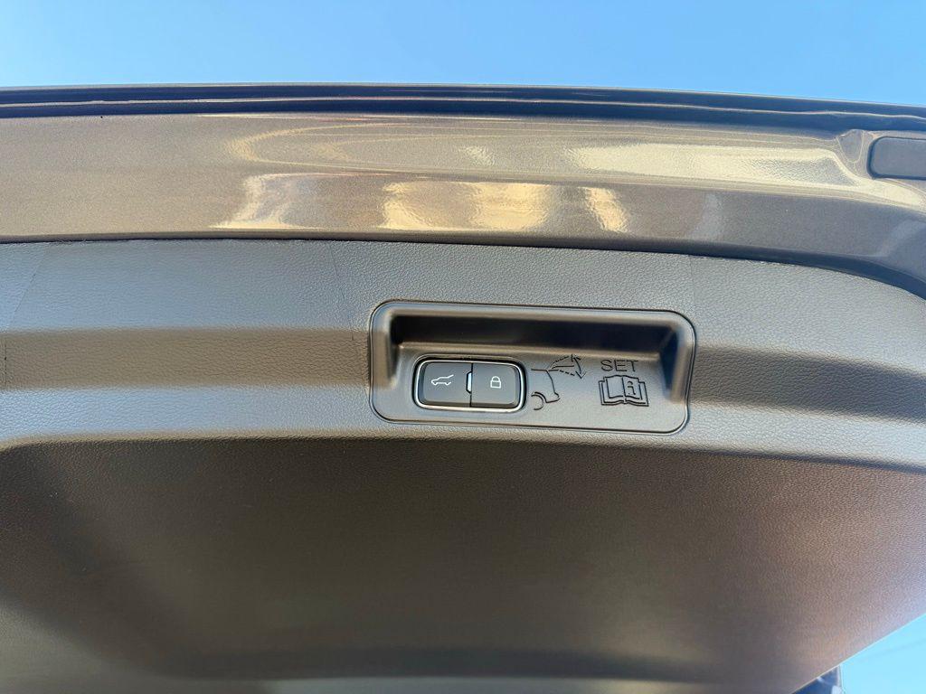 2026 FORD EXPLORER ACTIVE 照片 6