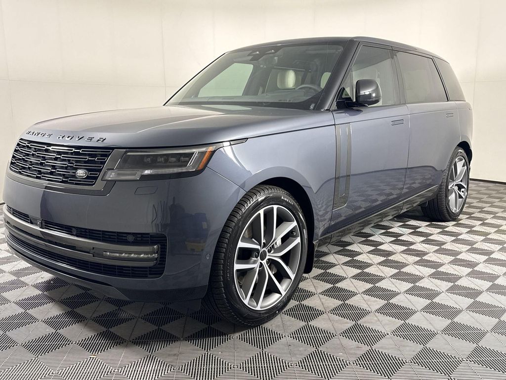 New 2026 Land Rover Range Rover P400 SE 7 Seat