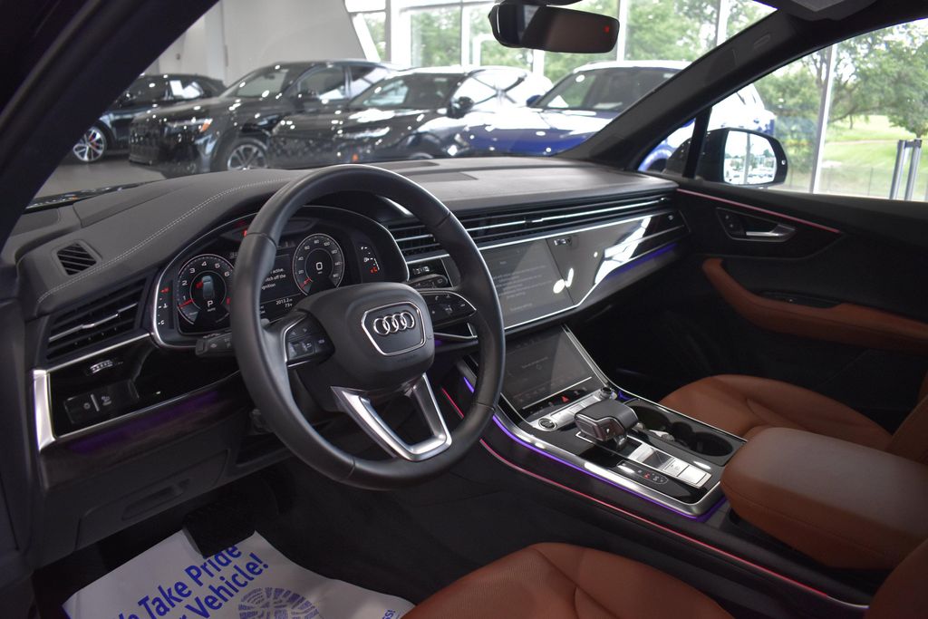 صورة 12 لـ 2024 AUDI Q7 55 PRESTIGE