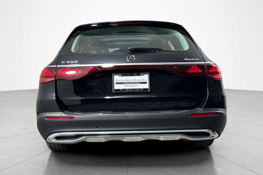 MERCEDES-BENZ E-CLASS - 4