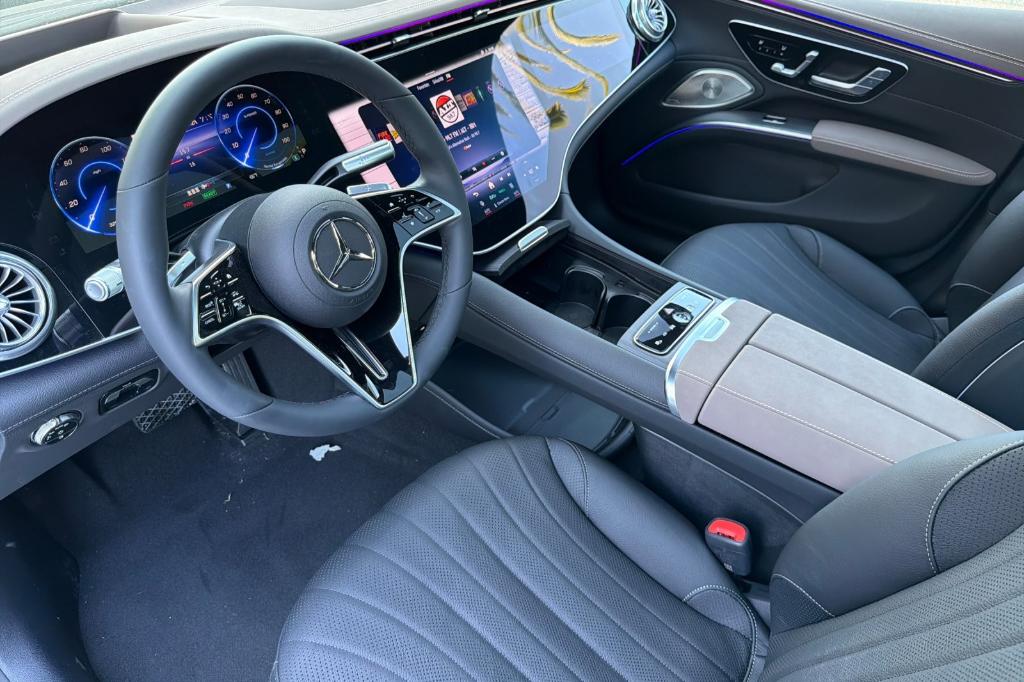صورة 9 لـ 2026 Mercedes-BENZ EQS