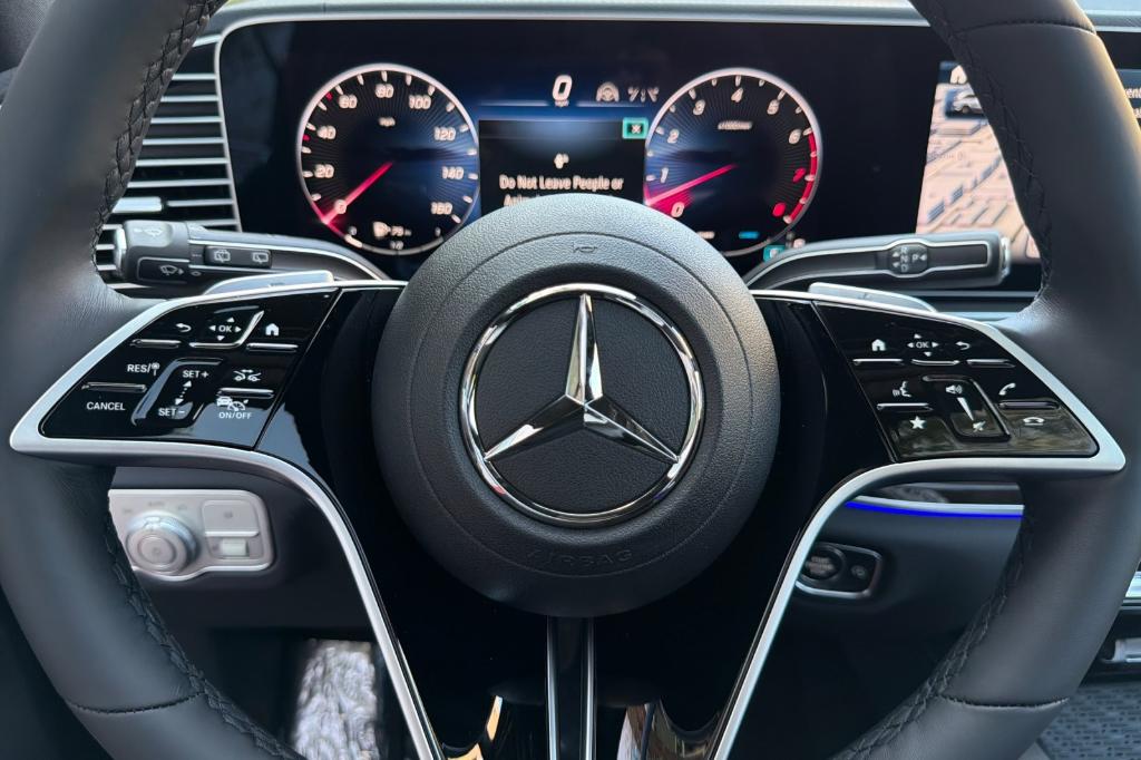 صورة مصغرة 23 لـ 2026 Mercedes-BENZ GLS