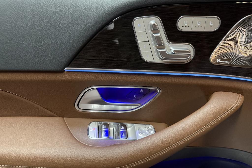 صورة 10 لـ 2026 Mercedes-BENZ GLS