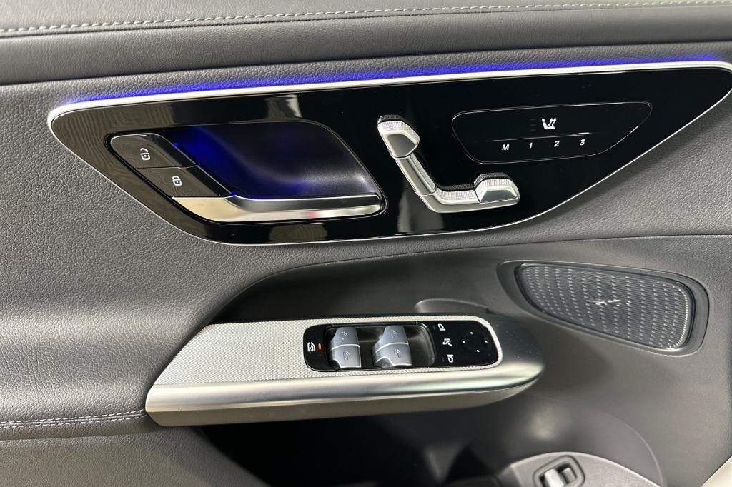 MERCEDES-BENZ GLC - 10