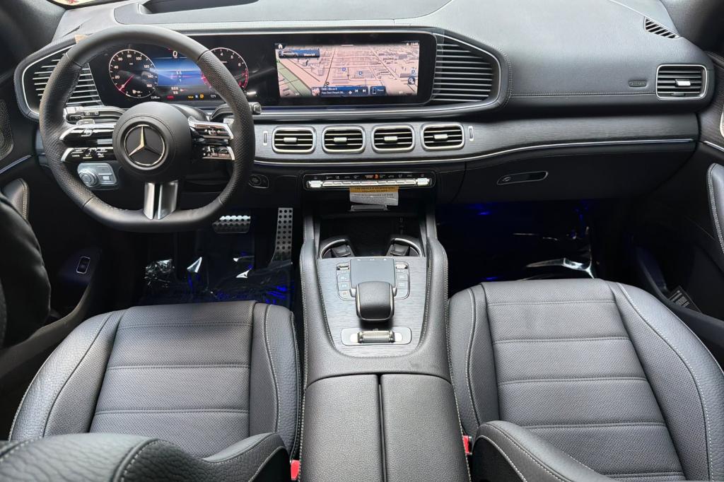 2026 Mercedes-BENZ GLS 缩略图 12