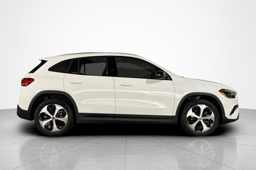 2026 Mercedes-BENZ GLA — фото 6