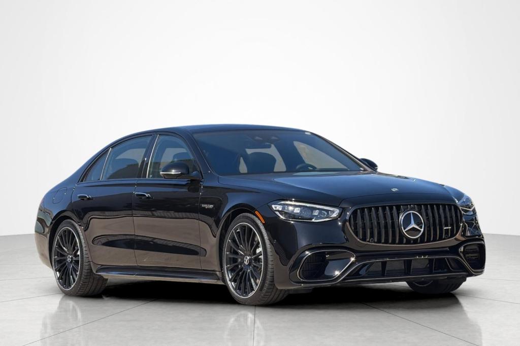 صورة 7 لـ 2026 Mercedes-BENZ AMG S 63 E BASE