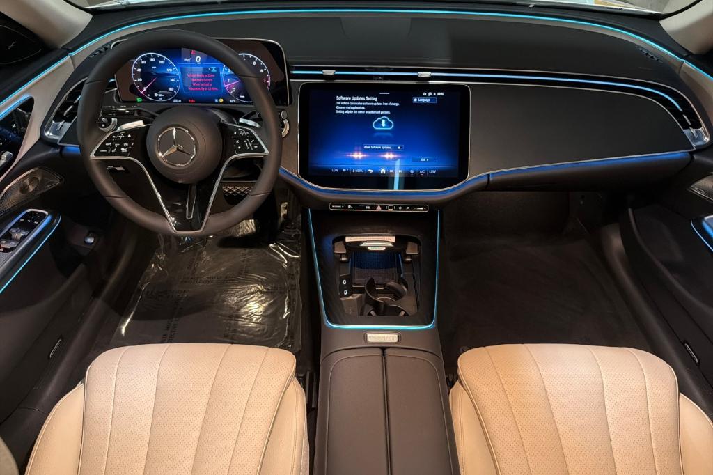2027 Mercedes-BENZ E-CLASS 缩略图 12