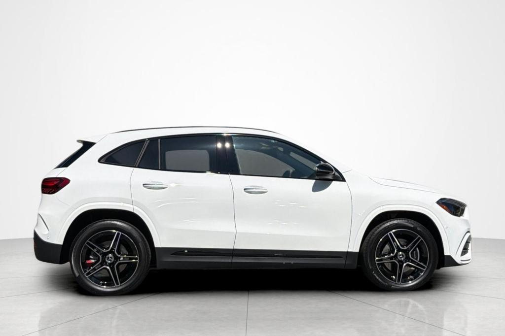 صورة 6 لـ 2026 Mercedes-BENZ GLA