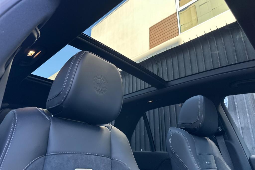 صورة مصغرة 16 لـ 2026 Mercedes-BENZ AMG GLE 53E BASE