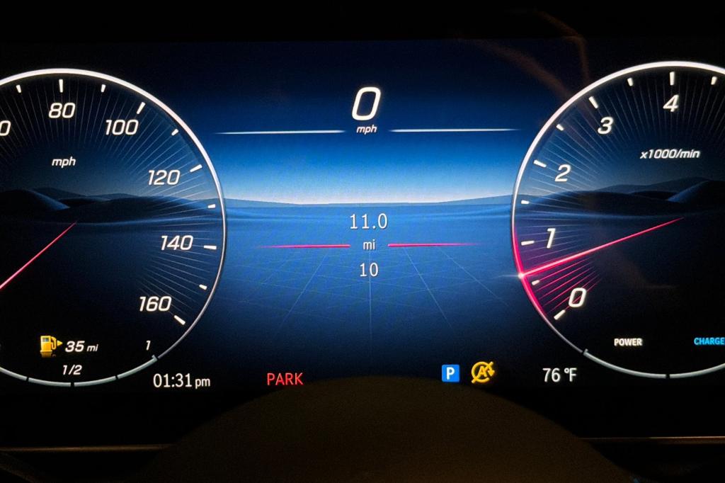 2026 Mercedes-BENZ C-CLASS — миниатюра 24