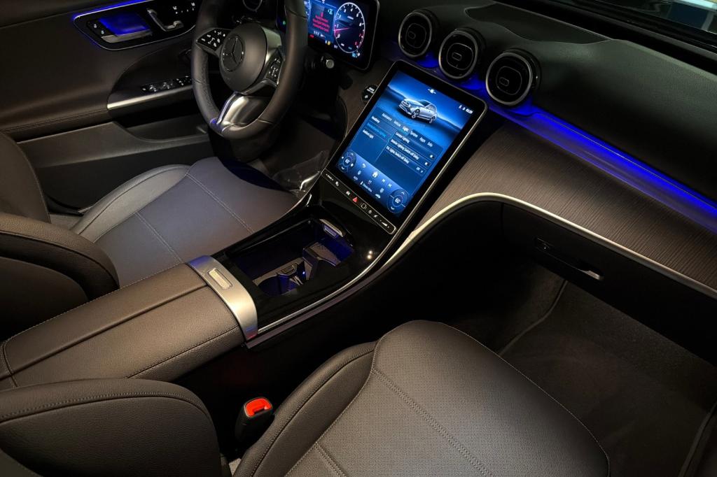 2026 Mercedes-BENZ C-CLASS — миниатюра 14