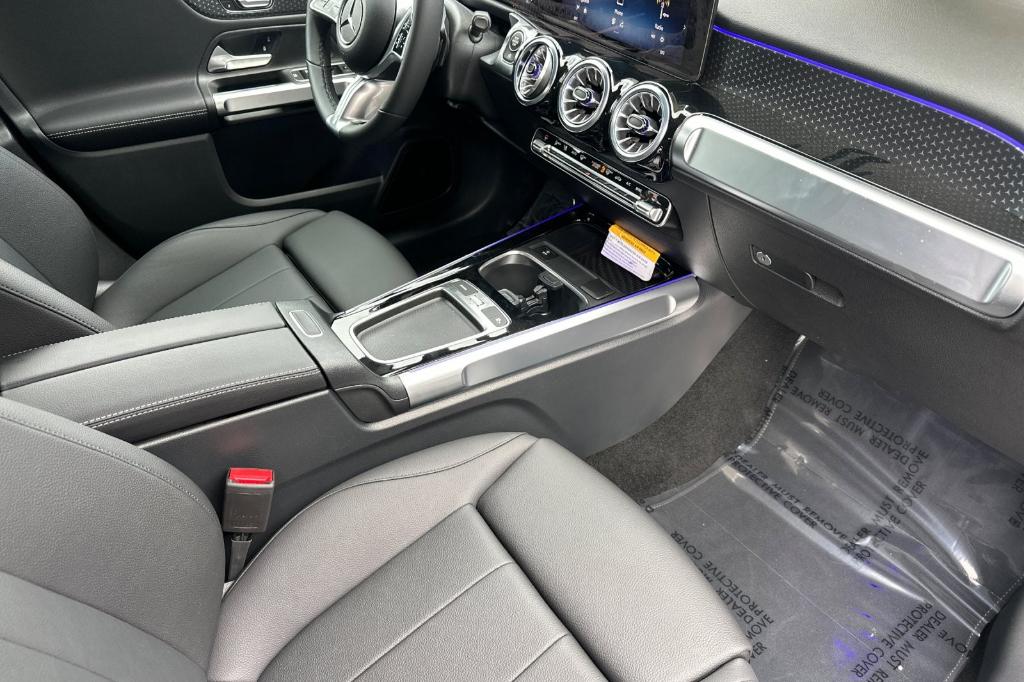 صورة مصغرة 15 لـ 2025 Mercedes-BENZ GLB