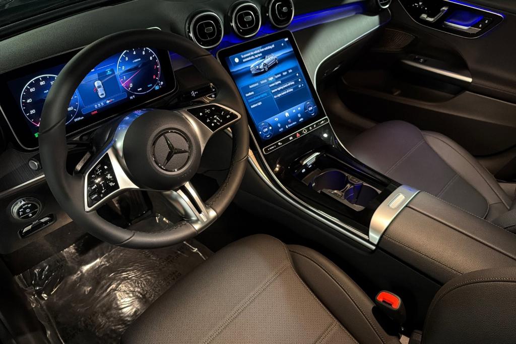 صورة 9 لـ 2026 Mercedes-BENZ C-CLASS