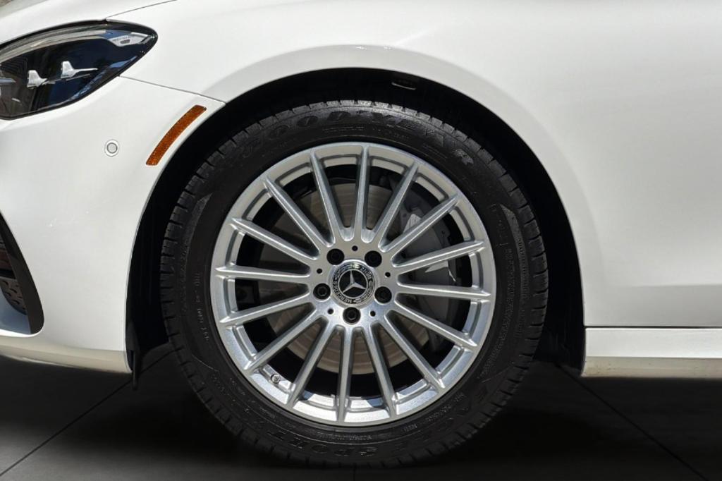 صورة مصغرة 25 لـ 2022 Mercedes-BENZ E-CLASS
