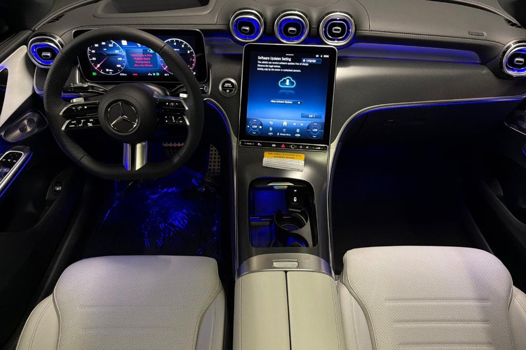 2026 Mercedes-BENZ GLC 缩略图 12