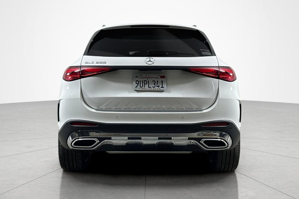 MERCEDES-BENZ GLC - 4