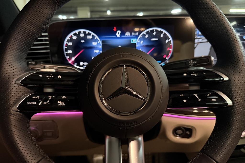 2026 Mercedes-BENZ GLS 缩略图 23