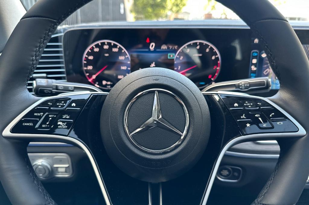 صورة مصغرة 24 لـ 2026 Mercedes-BENZ GLS