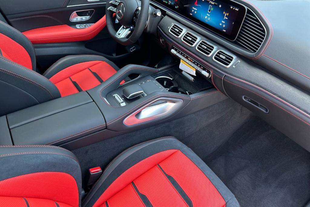 2026 Mercedes-BENZ AMG GLE 53 BASE — миниатюра 15