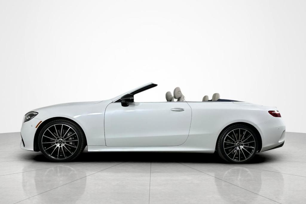 MERCEDES-BENZ E-CLASS - 2