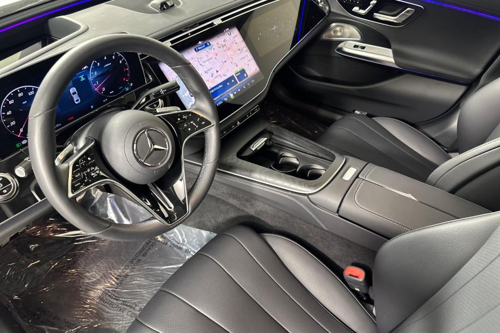 MERCEDES-BENZ E-CLASS - 9