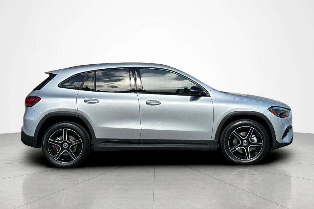 صورة 6 لـ 2026 Mercedes-BENZ GLA