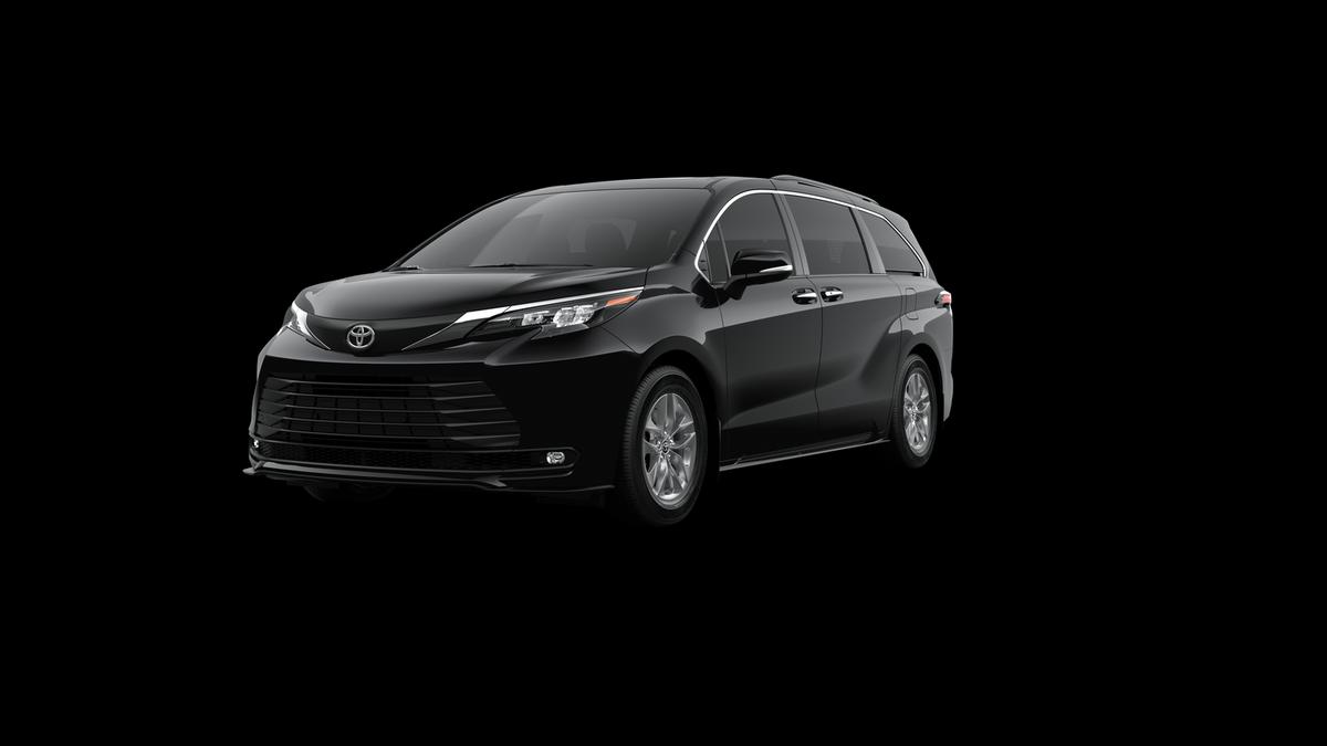 New 2026 Toyota Sienna XLE