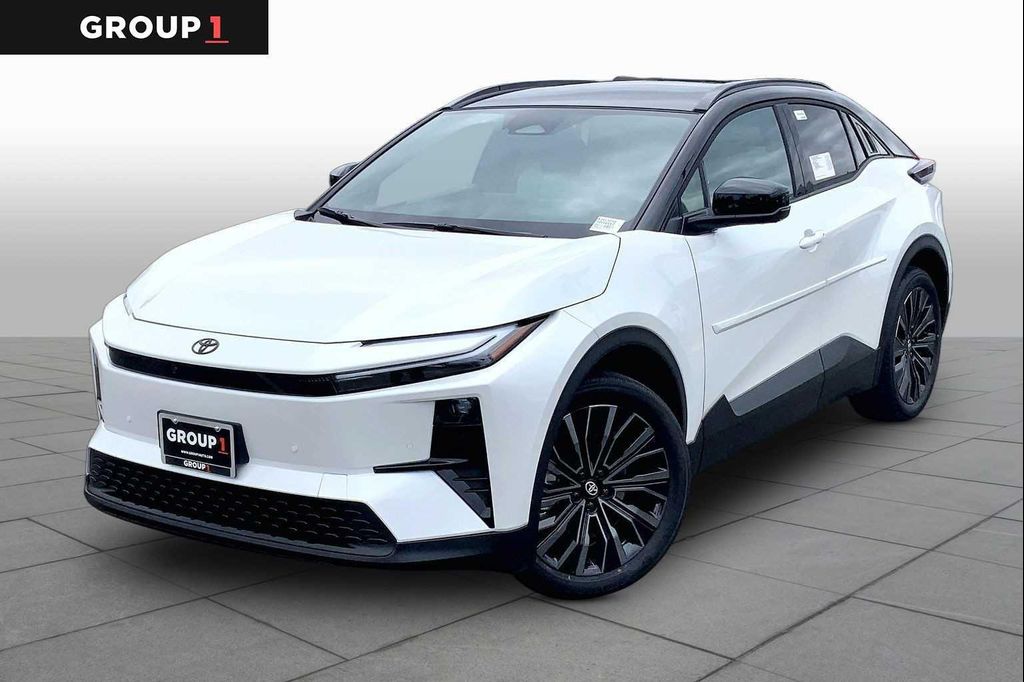 New 2026 Toyota C-HR XSE