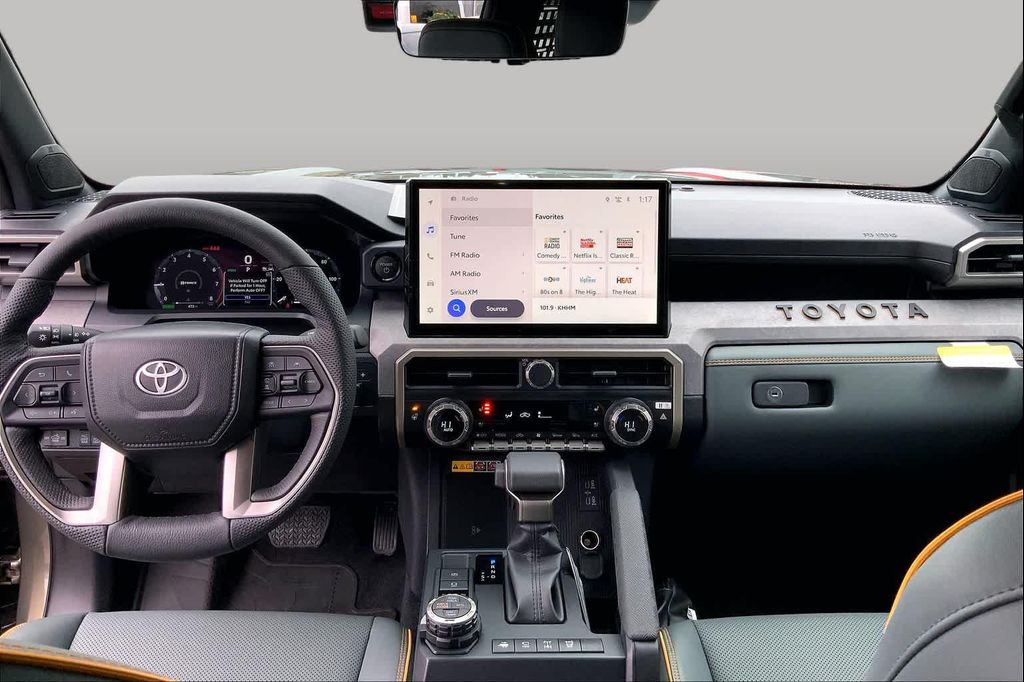 2025 Toyota TACOMA HYBRID TRAILHUNTER photo 5