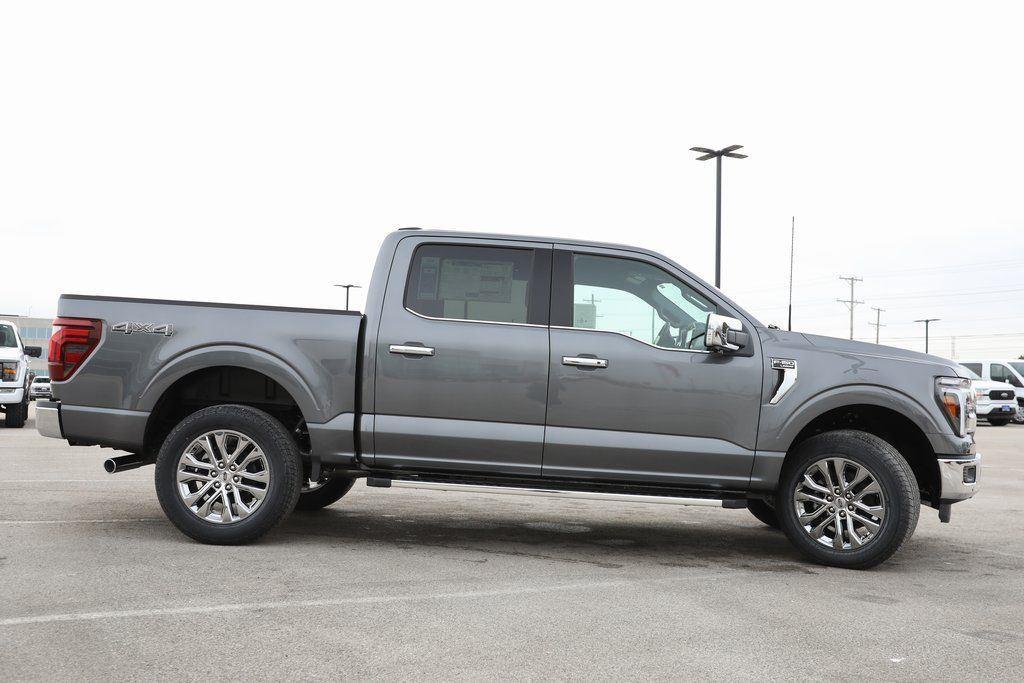 FORD F-150 LARIAT - 8