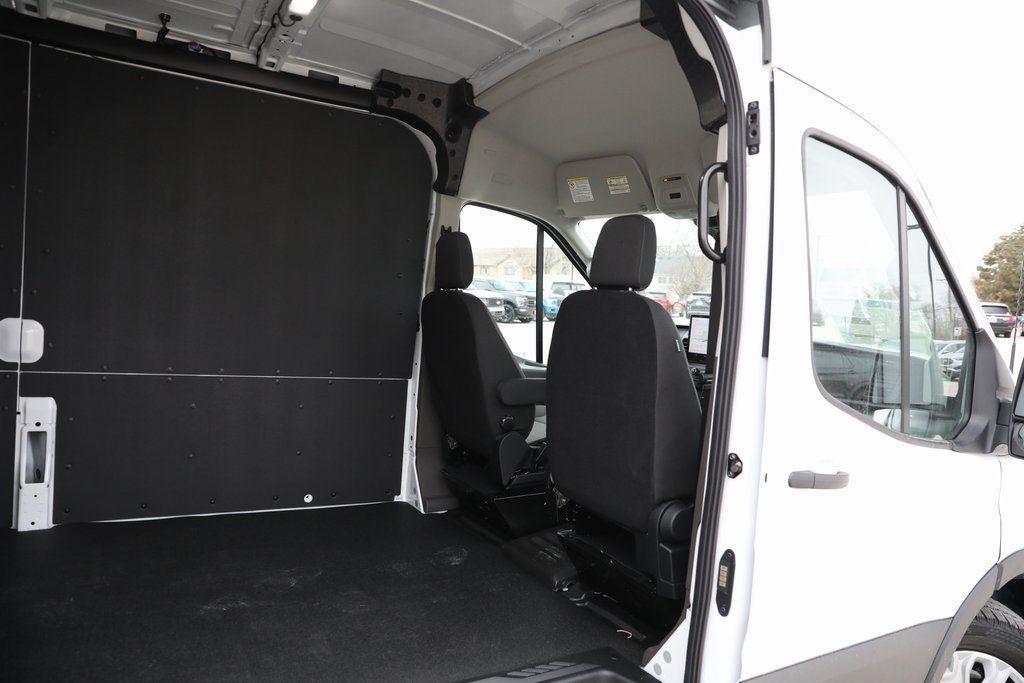 2026 FORD TRANSIT-250 148 WB MEDIUM ROOF CARGO — фото 10
