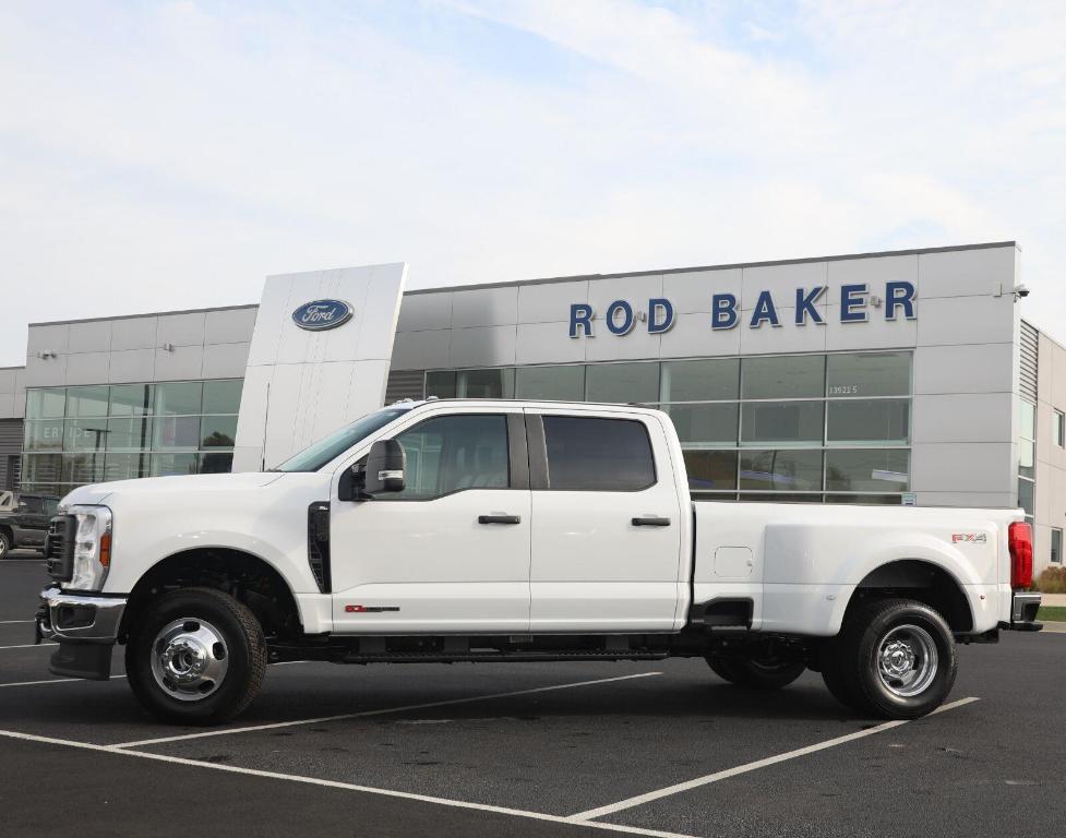 New 2027 Ford F-350 XL
