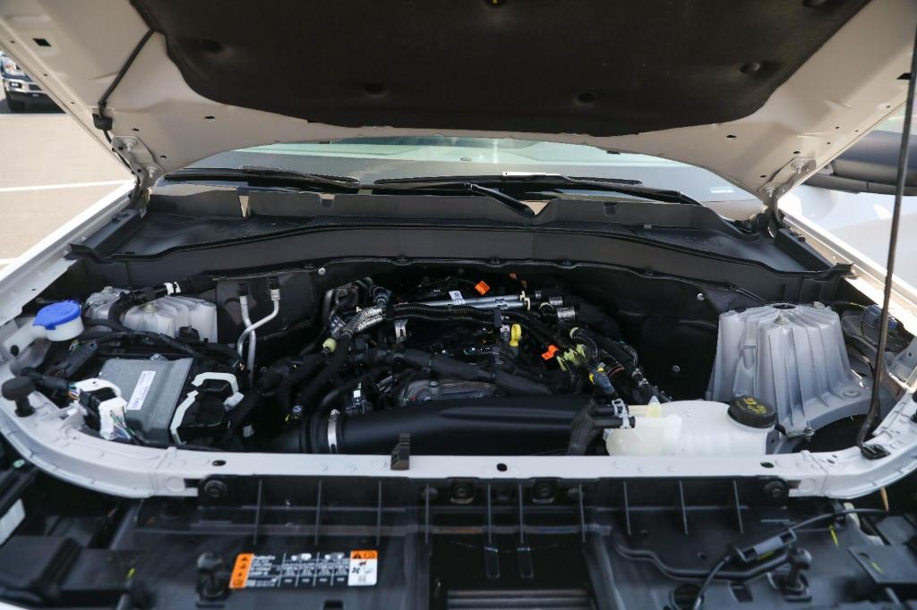 صورة مصغرة 57 لـ 2025 FORD EXPLORER ACTIVE