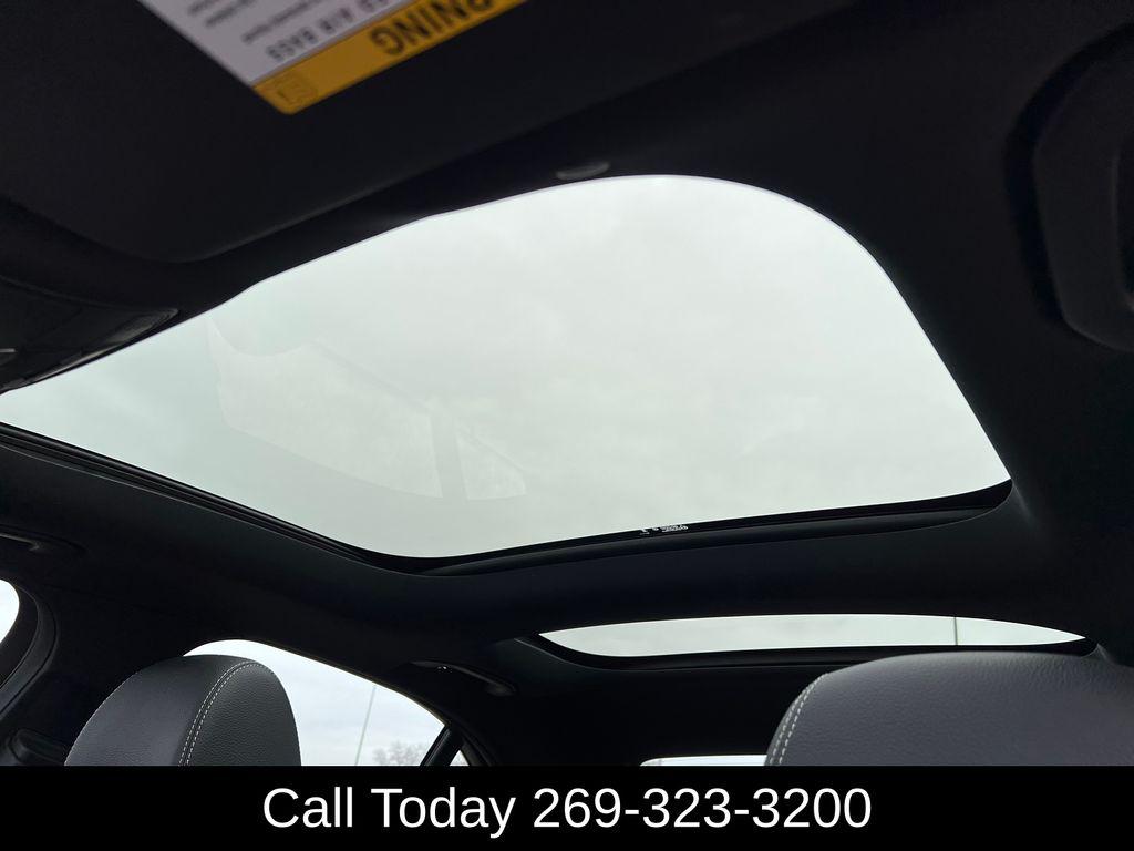 MERCEDES-BENZ E-CLASS - 6