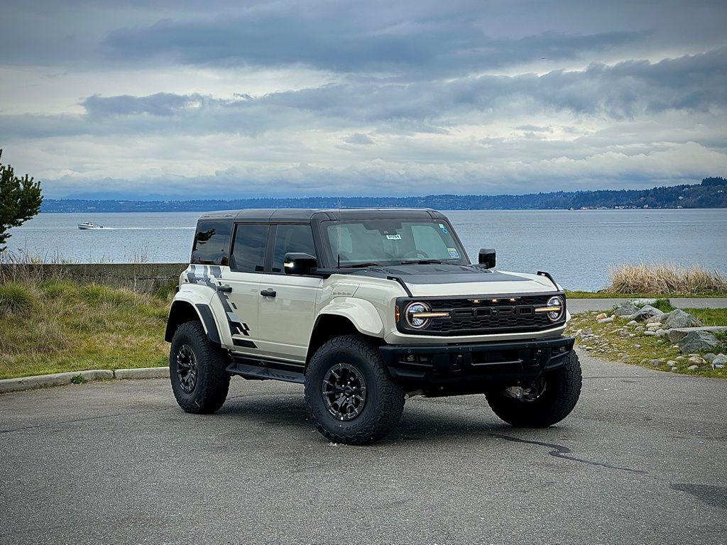 FORD BRONCO RAPTOR - 9