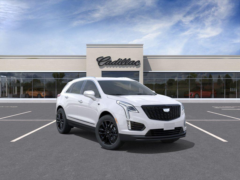 New 2026 Cadillac XT5 Luxury