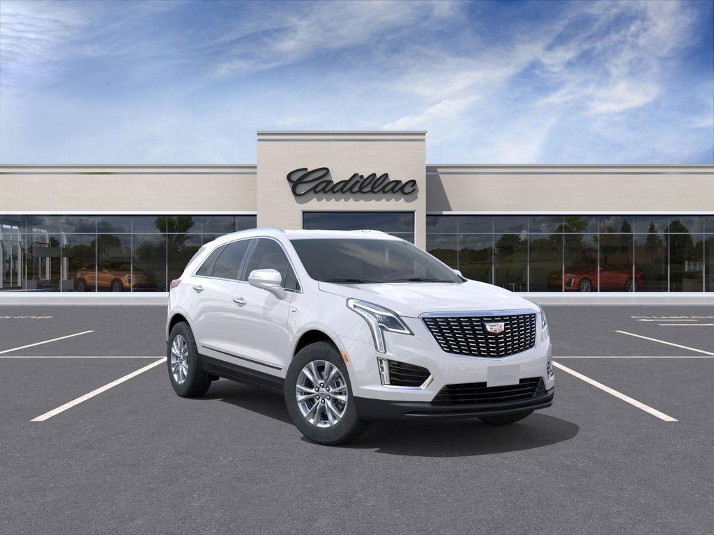 New 2026 Cadillac XT5 Luxury