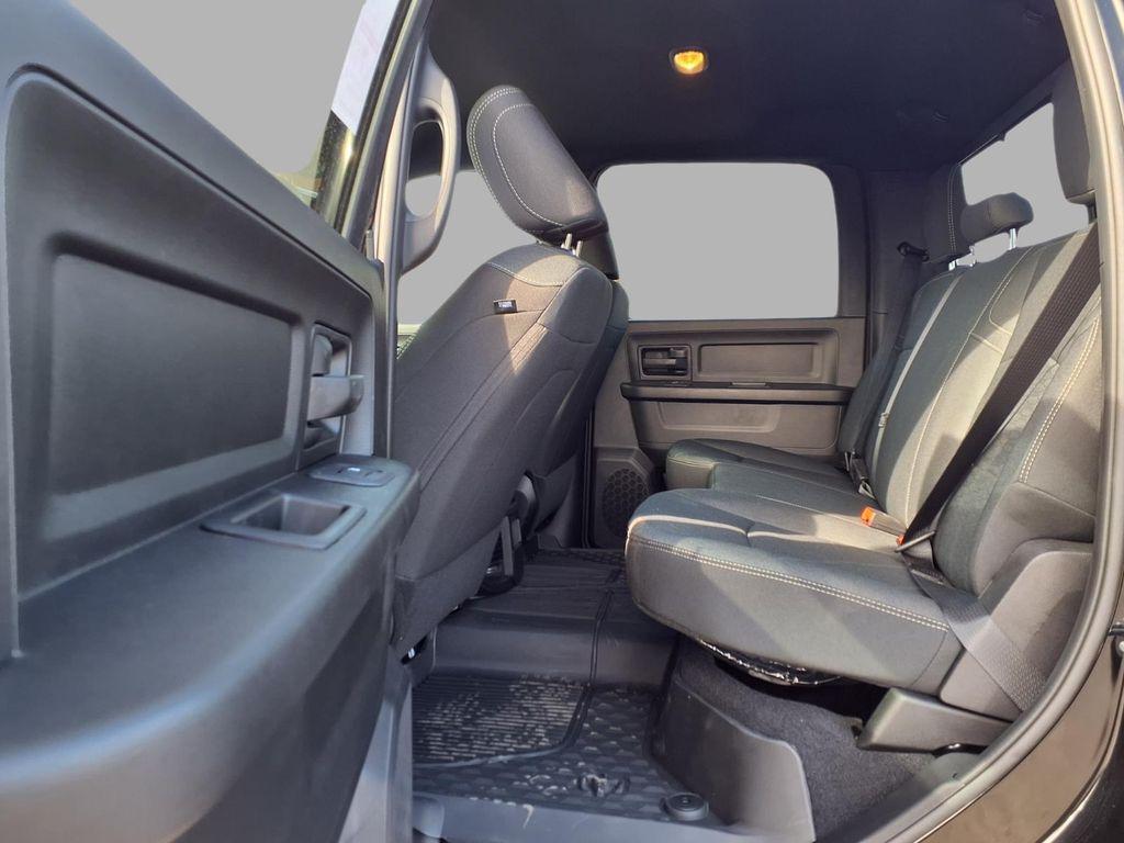 صورة مصغرة 22 لـ 2026 RAM 2500 TRADESMAN CREW CAB 4X4 6'4' BOX