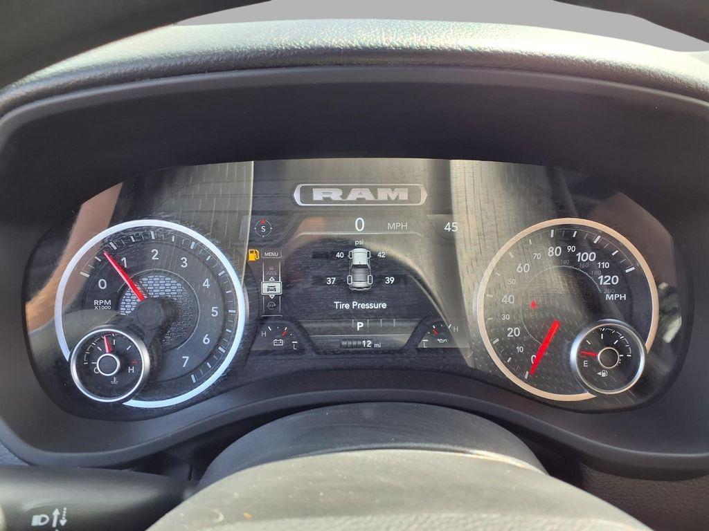 2026 RAM 1500 EXPRESS 缩略图 15
