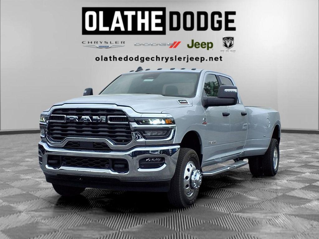 New 2026 RAM 3500 Big Horn Crew Cab 4x4 8' Box