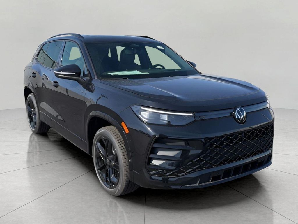 New 2026 Volkswagen Tiguan 2.0T SE R-Line Black 4MOTION