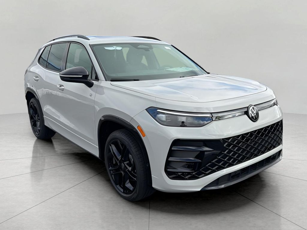 New 2026 Volkswagen Tiguan 2.0T SE R-Line Black 4MOTION