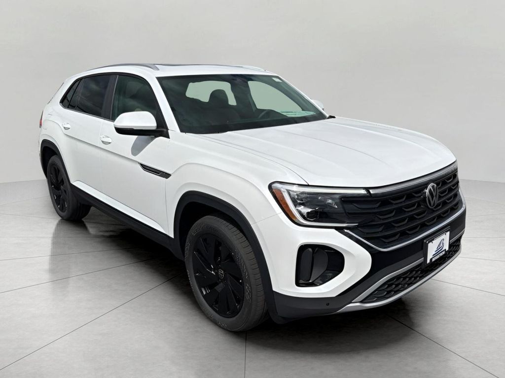 New 2026 Volkswagen Atlas Cross Sport 2.0T SE w/Technology 4MOTION