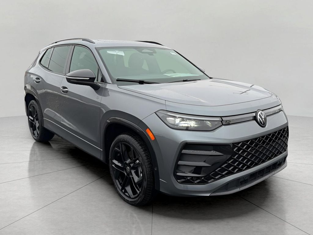 New 2026 Volkswagen Tiguan 2.0T SE R-Line Black 4MOTION