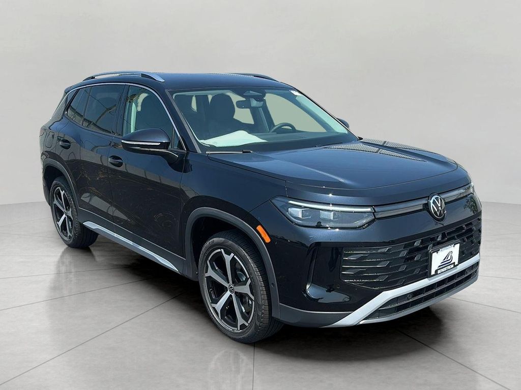 New 2026 Volkswagen Tiguan 2.0T SE