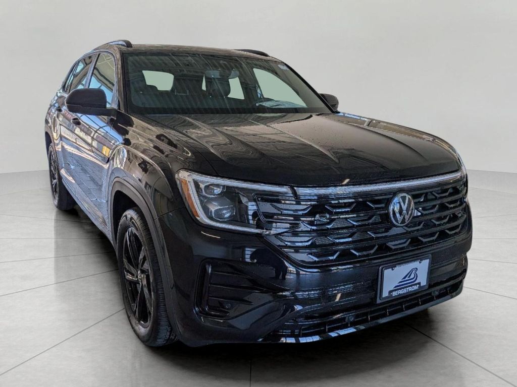 New 2026 Volkswagen Atlas Cross Sport 2.0T SEL